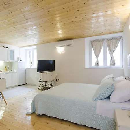 Saint Mary - Comfort Studio Apt 3 *